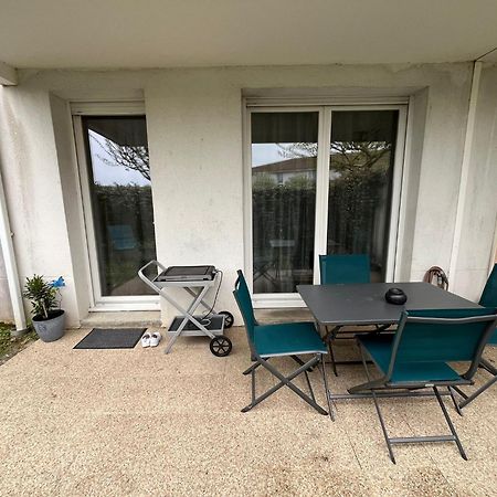 Appartement Avec Jardin A Rochefort Exterior photo